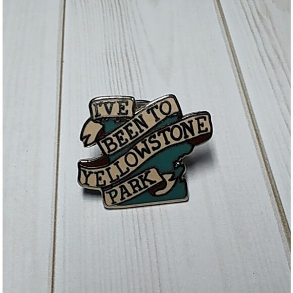I've Been To Yellowstone Park Travel Souvenir Pin for Hat, Jacket, Backpack - Picture 1 of 3